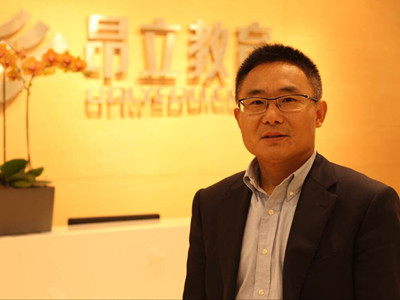 劉常科與胡國(guó)志創(chuàng)辦輕輕家教，IDG、摯信資本戰(zhàn)略投資